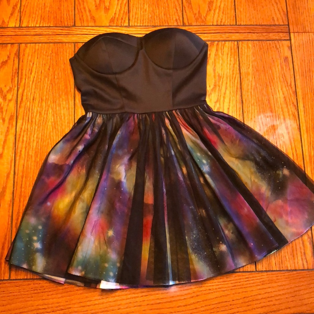 Galaxy print sleeveless dress size S